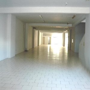 Loja com 570m², 1 vaga, no bairro Centro em Caxias do Sul para Comprar