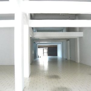 Loja com 570m², 1 vaga, no bairro Centro em Caxias do Sul para Comprar