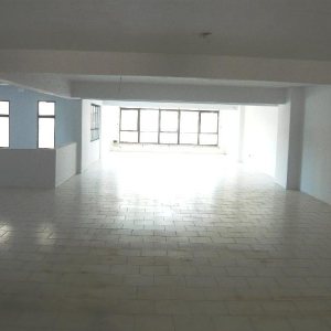 Loja com 570m², 1 vaga, no bairro Centro em Caxias do Sul para Comprar