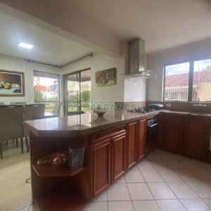 Apto Mobiliado com 135m², 2 dormitórios, 2 vagas, no bairro Colina Sorriso em Caxias do Sul para Comprar
