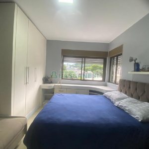 Apto Mobiliado com 135m², 2 dormitórios, 2 vagas, no bairro Colina Sorriso em Caxias do Sul para Comprar