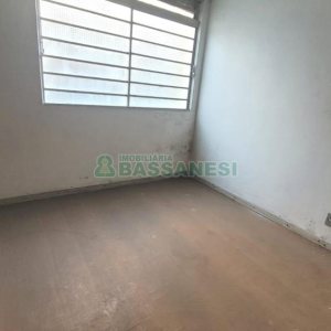 Sala com 112m², no bairro Centro em Caxias do Sul para Alugar