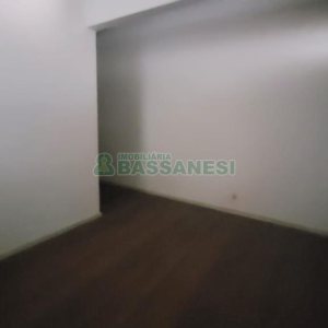 Sala com 112m², no bairro Centro em Caxias do Sul para Alugar