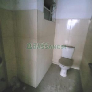 Sala com 112m², no bairro Centro em Caxias do Sul para Alugar