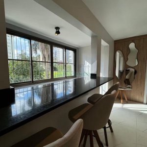 Apto Mobiliado com 54m², 2 dormitórios, 1 vaga, no bairro Centro em Caxias do Sul para Alugar