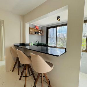 Apto Mobiliado com 54m², 2 dormitórios, 1 vaga, no bairro Centro em Caxias do Sul para Alugar