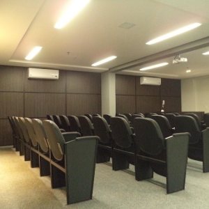 Sala com 40m², 1 vaga, no bairro Villagio Iguatemi em Caxias do Sul para Alugar