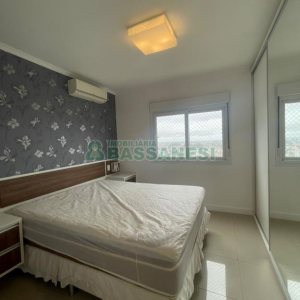 Apto Mobiliado com 90m², 3 dormitórios, 2 vagas, no bairro Madureira em Caxias do Sul para Alugar