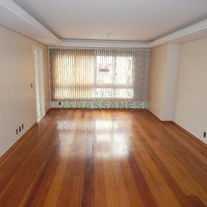 Apartamento com 130m², 3 dormitórios, 3 vagas, no bairro São Pelegrino em Caxias do Sul para Comprar