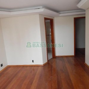 Apartamento com 130m², 3 dormitórios, 3 vagas, no bairro São Pelegrino em Caxias do Sul para Comprar