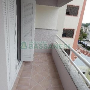 Apartamento com 130m², 3 dormitórios, 3 vagas, no bairro São Pelegrino em Caxias do Sul para Comprar
