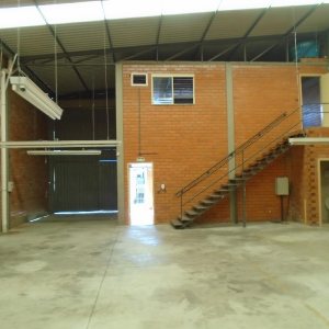 Pavilhão com 306m², no bairro Sanvitto em Caxias do Sul para Alugar