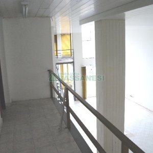 Loja com 320m², no bairro São Pelegrino em Caxias do Sul para Comprar