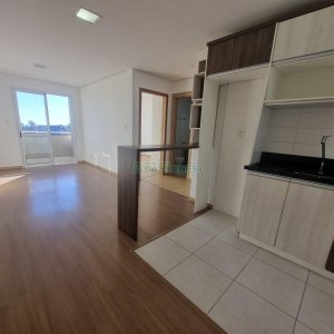 Apartamento com 57m², 2 dormitórios, 1 vaga, no bairro Nossa Senhora da Saúde em Caxias do Sul para Alugar
