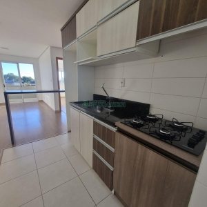 Apartamento com 57m², 2 dormitórios, 1 vaga, no bairro Nossa Senhora da Saúde em Caxias do Sul para Alugar