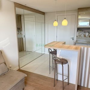 Apto Mobiliado com 40m², 1 dormitório, 1 vaga, no bairro Villagio Iguatemi em Caxias do Sul para Alugar
