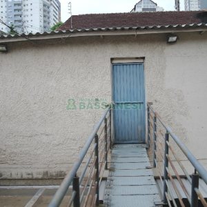 Casa Comercial com 110m², 4 dormitórios, 2 vagas, no bairro Centro em Caxias do Sul para Comprar