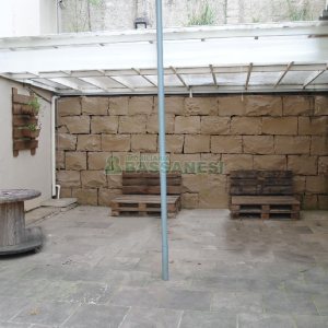 Casa Comercial com 110m², 4 dormitórios, 2 vagas, no bairro Centro em Caxias do Sul para Comprar