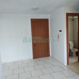 Apartamento com 54m², 2 dormitórios, 1 vaga, no bairro Morada dos Alpes em Caxias do Sul para Comprar