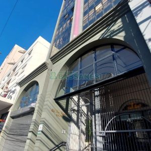 Sala com 50m², no bairro Centro em Caxias do Sul para Alugar