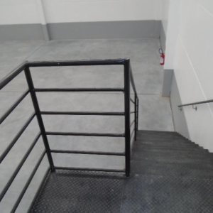 Pavilhão com 570m², no bairro Cidade Nova em Caxias do Sul para Alugar