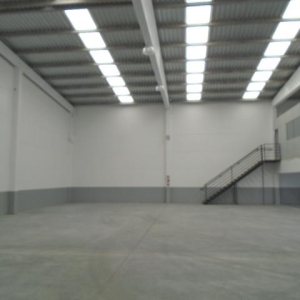 Pavilhão com 570m², no bairro Cidade Nova em Caxias do Sul para Alugar