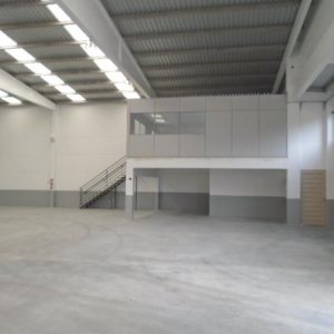 Pavilhão com 570m², no bairro Cidade Nova em Caxias do Sul para Alugar