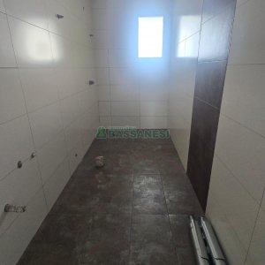 Casa com 338m², 3 dormitórios, 3 vagas, no bairro Lourdes em Caxias do Sul para Comprar