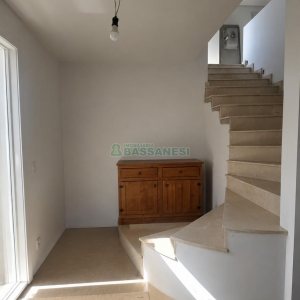 Casa com 338m², 3 dormitórios, 3 vagas, no bairro Lourdes em Caxias do Sul para Comprar