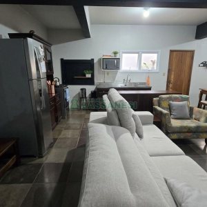 Casa com 338m², 3 dormitórios, 3 vagas, no bairro Lourdes em Caxias do Sul para Comprar