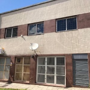 Loja com 88m², no bairro São Pelegrino em Caxias do Sul para Alugar