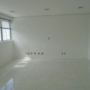 Sala com 42m², no bairro Pio X em Caxias do Sul para Alugar
