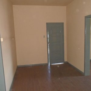 Apartamento com 70m², 3 dormitórios, no bairro Kayser em Caxias do Sul para Alugar