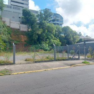 Terreno com 1100m², no bairro Lourdes em Caxias do Sul para Alugar