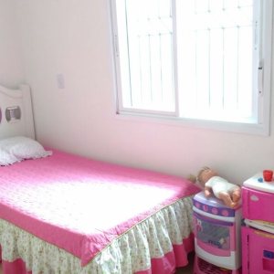 Sobrado com 85m², 2 dormitórios, 1 vaga, no bairro Paiquere em Caxias do Sul para Comprar