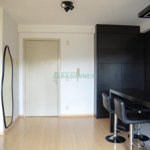 Apartamento com 52m², 2 dormitórios, 1 vaga, no bairro São Caetano em Caxias do Sul para Alugar