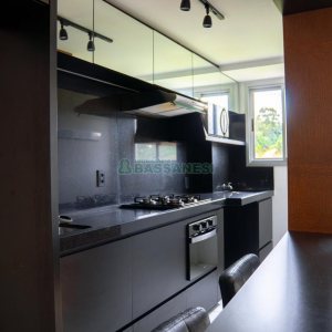Apartamento com 52m², 2 dormitórios, 1 vaga, no bairro São Caetano em Caxias do Sul para Alugar