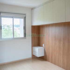 Apartamento com 52m², 2 dormitórios, 1 vaga, no bairro São Caetano em Caxias do Sul para Alugar