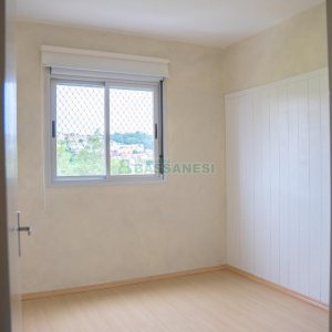 Apartamento com 52m², 2 dormitórios, 1 vaga, no bairro São Caetano em Caxias do Sul para Alugar