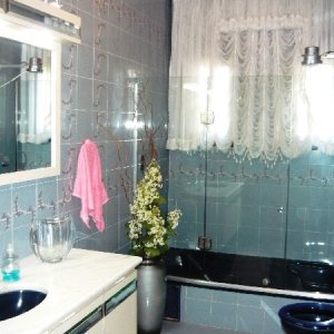 Casa com 250m², 3 dormitórios, 1 vaga, no bairro Panazzolo em Caxias do Sul para Comprar