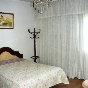 Casa com 250m², 3 dormitórios, 1 vaga, no bairro Panazzolo em Caxias do Sul para Comprar