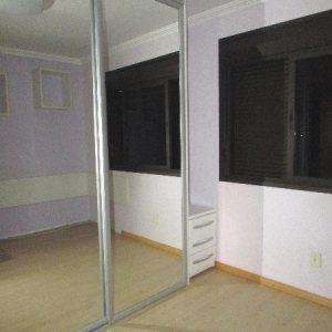 Apto Mobiliado com 122m², 3 dormitórios, 2 vagas, no bairro São Pelegrino em Caxias do Sul para Alugar