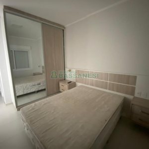 Apto Mobiliado com 41m², 1 dormitório, 1 vaga, no bairro Centro em Caxias do Sul para Alugar