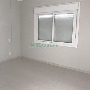 Apartamento com 48m², 1 dormitório, 1 vaga, no bairro Centro em Caxias do Sul para Comprar