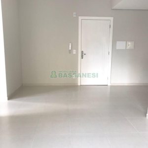 Apartamento com 48m², 1 dormitório, 1 vaga, no bairro Centro em Caxias do Sul para Comprar