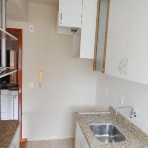 Apto Mobiliado com 36m², 1 dormitório, no bairro Lourdes em Caxias do Sul para Alugar