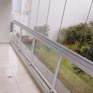 Apartamento com 73m², 2 dormitórios, 1 vaga, no bairro Lourdes em Caxias do Sul para Comprar