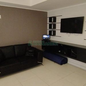 Apartamento com 73m², 2 dormitórios, 1 vaga, no bairro Lourdes em Caxias do Sul para Comprar