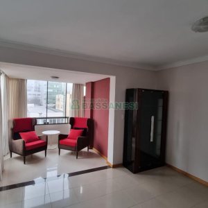 Apartamento com 108m², 3 dormitórios, 2 vagas, no bairro São Pelegrino em Caxias do Sul para Comprar