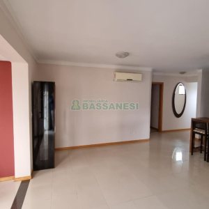 Apartamento com 108m², 3 dormitórios, 2 vagas, no bairro São Pelegrino em Caxias do Sul para Comprar